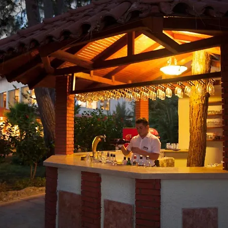 Miarosa Incekum West