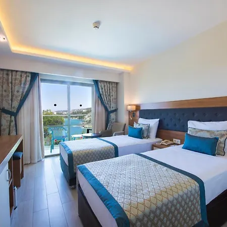 Miarosa Incekum West فندق 3*