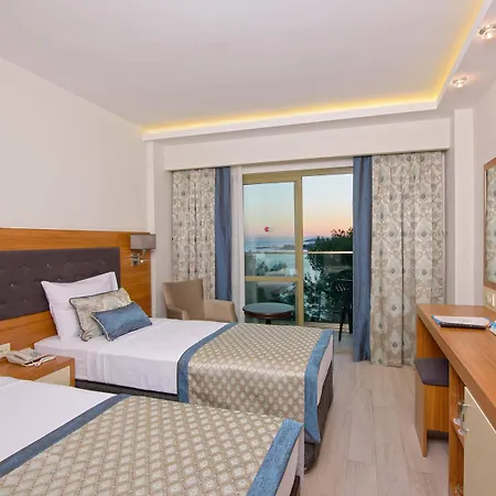 Miarosa Incekum West 3*