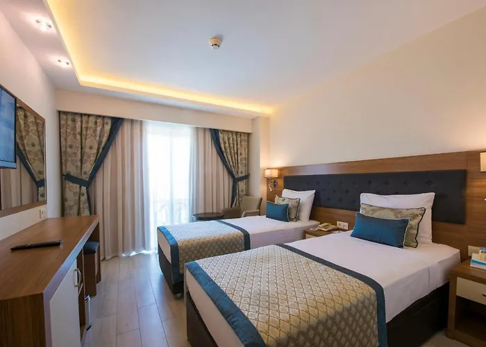 Miarosa Incekum West