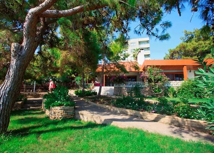 Miarosa Incekum West Szálloda Avsallar