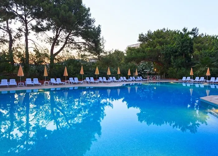 Miarosa Incekum West Szálloda Avsallar